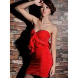 Красное мини-платье с рюшами  - Платья