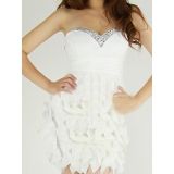 Белое мини-платье с пышной юбкой - Платья