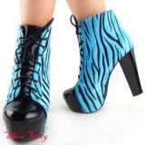 Голубая зебра ботиночки на каблуке - Обувь женская
