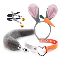  -      Rabbit with Carrot Set